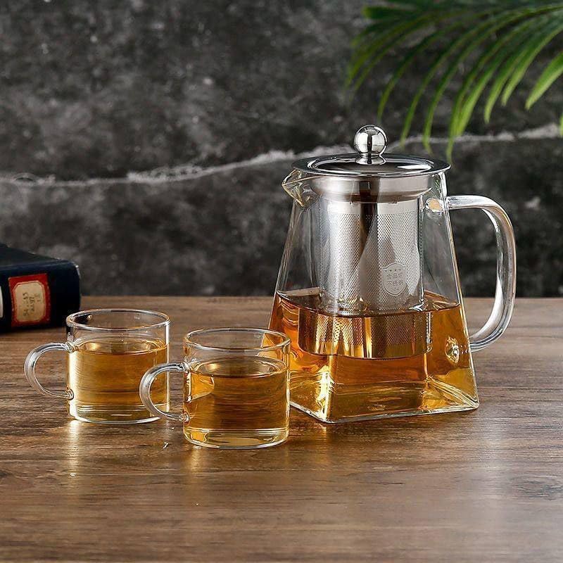 Generic Glass Pyramid Jug with Stainless Steel Strainer