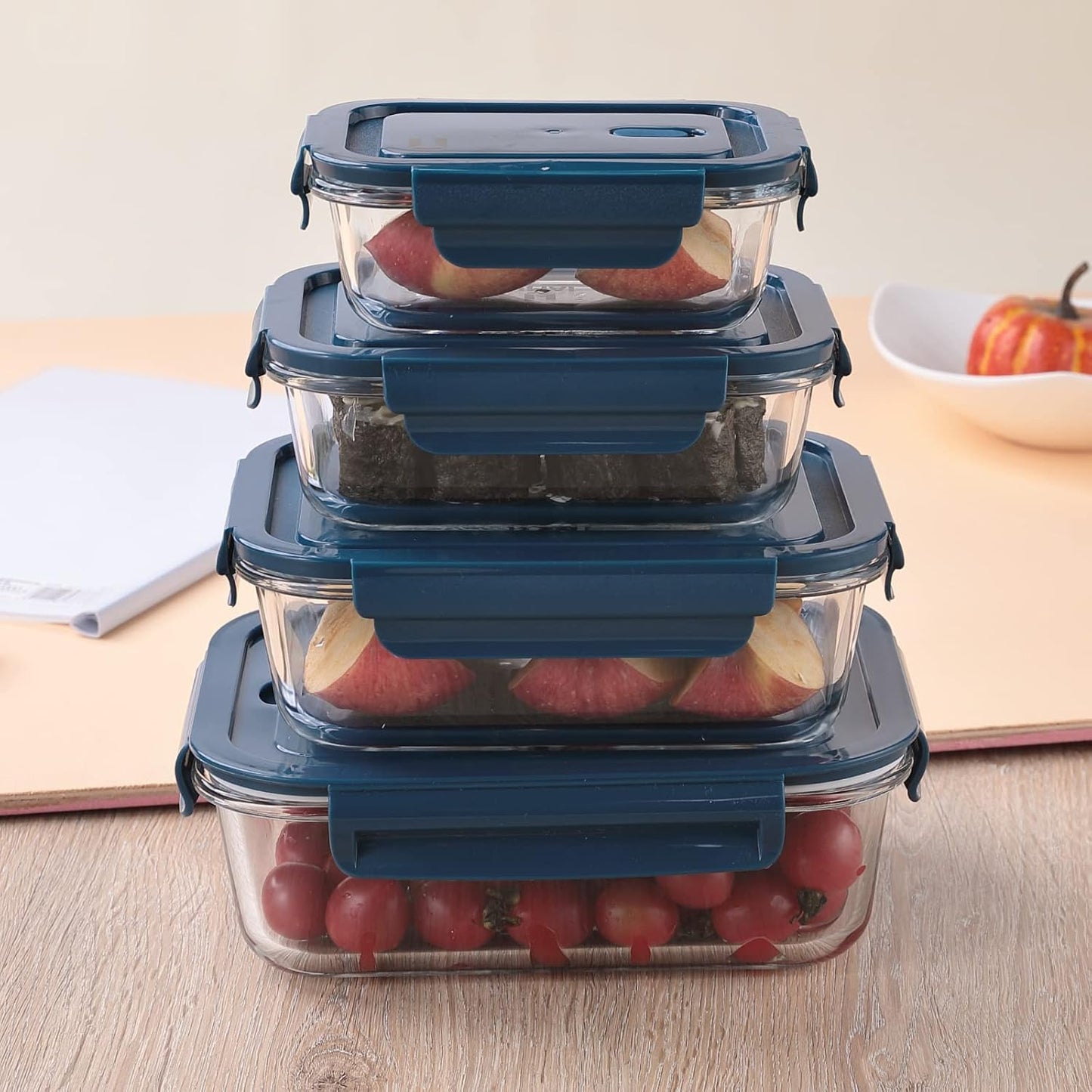 The Better Home Borosilicate Glass Containers with Lid pack of three
